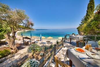 glyfada-360px-wide-april-2017-005.jpg